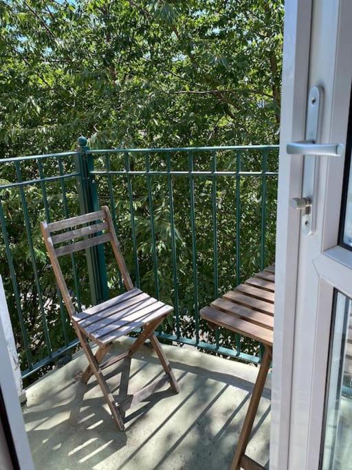 Appartement Lovely 2 Bedroom Flat In Greater Londen